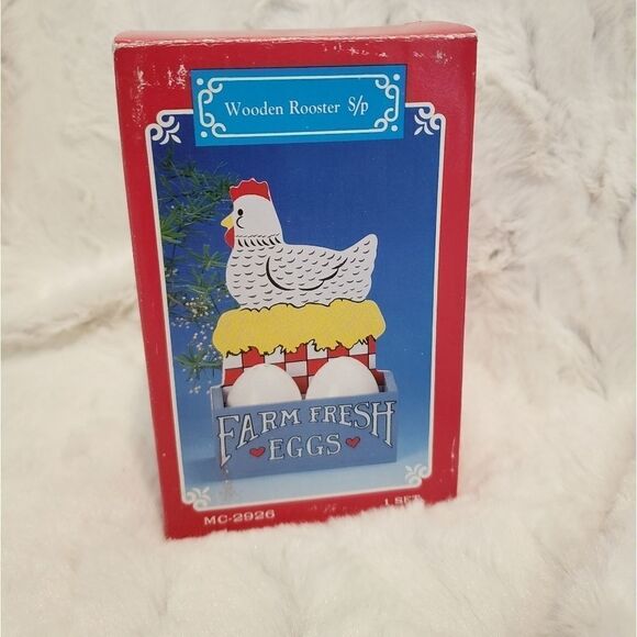 Rooster Salt & Pepper Shakers - Picture 1 of 6